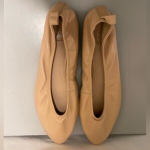 NEW Jeffrey Campbell Tippy Ballet Flats Women's size 7.5 in Nude